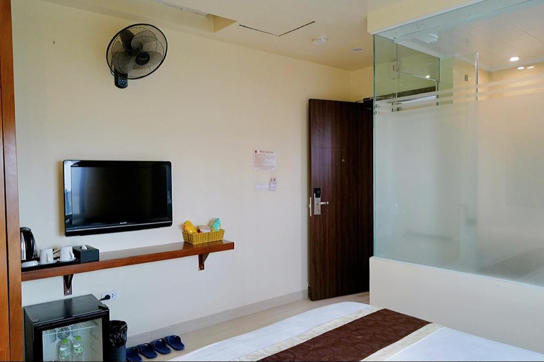 OYO 1045 B Hotel Hanoi Buitenkant foto