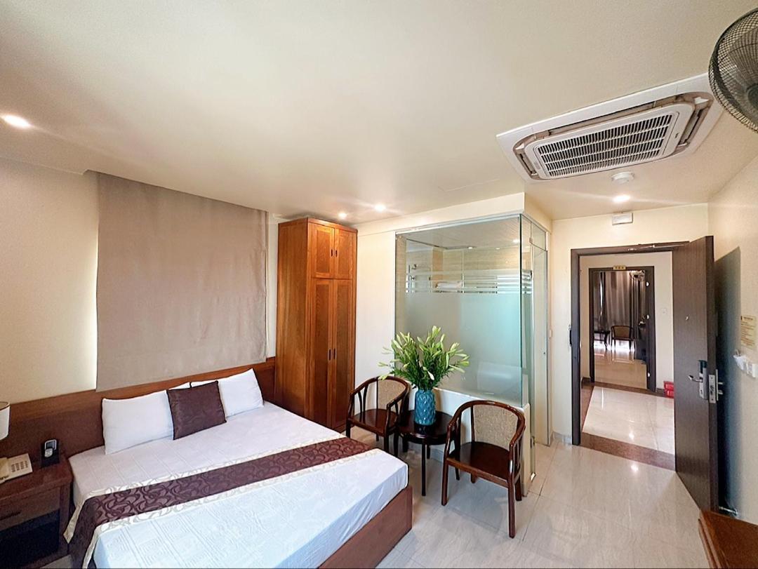 OYO 1045 B Hotel Hanoi Buitenkant foto