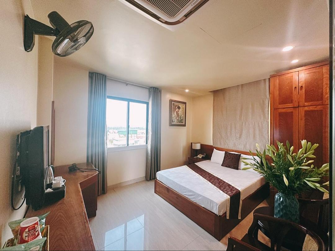 OYO 1045 B Hotel Hanoi Buitenkant foto